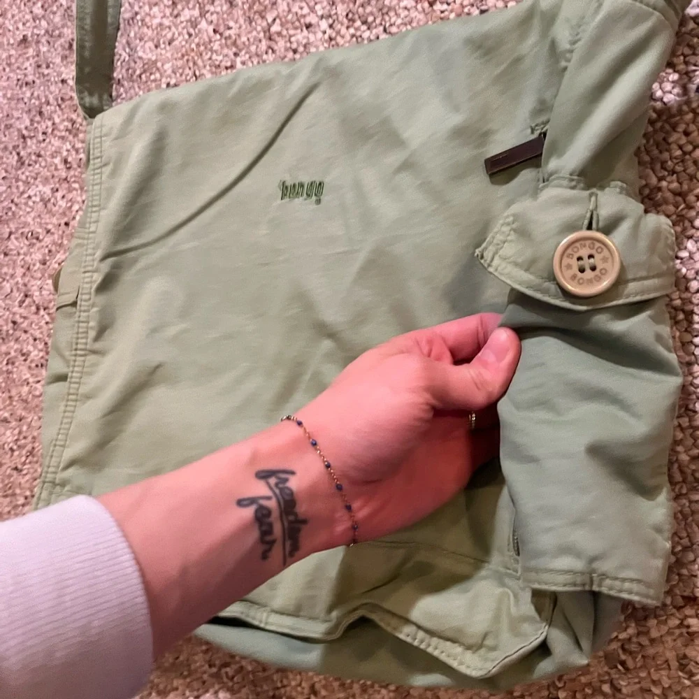 BONGO light olive
